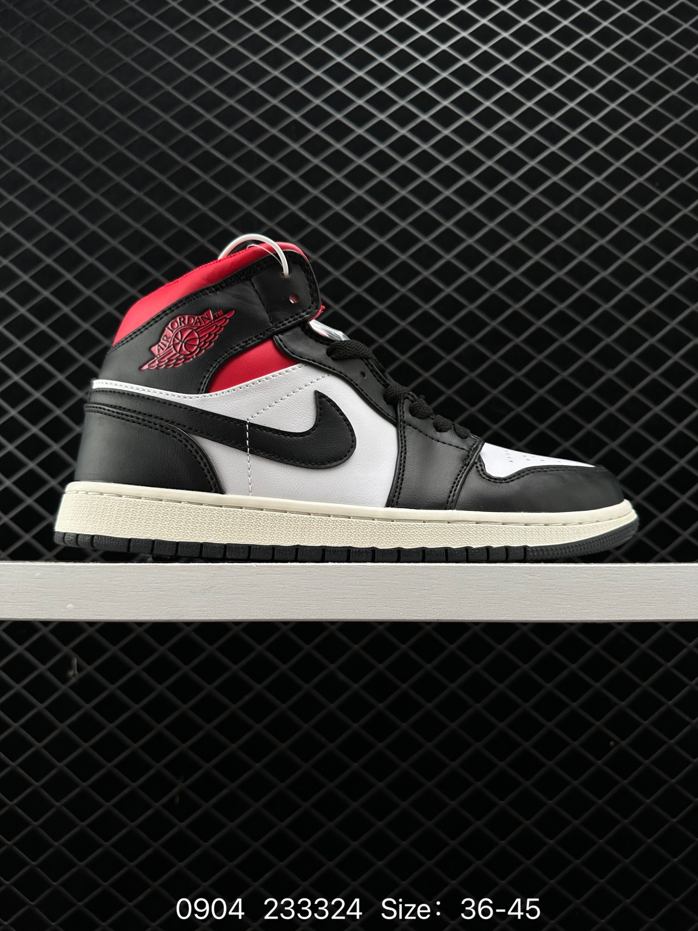 Nike Air Jordan 1 Retro High OG”Black/White“